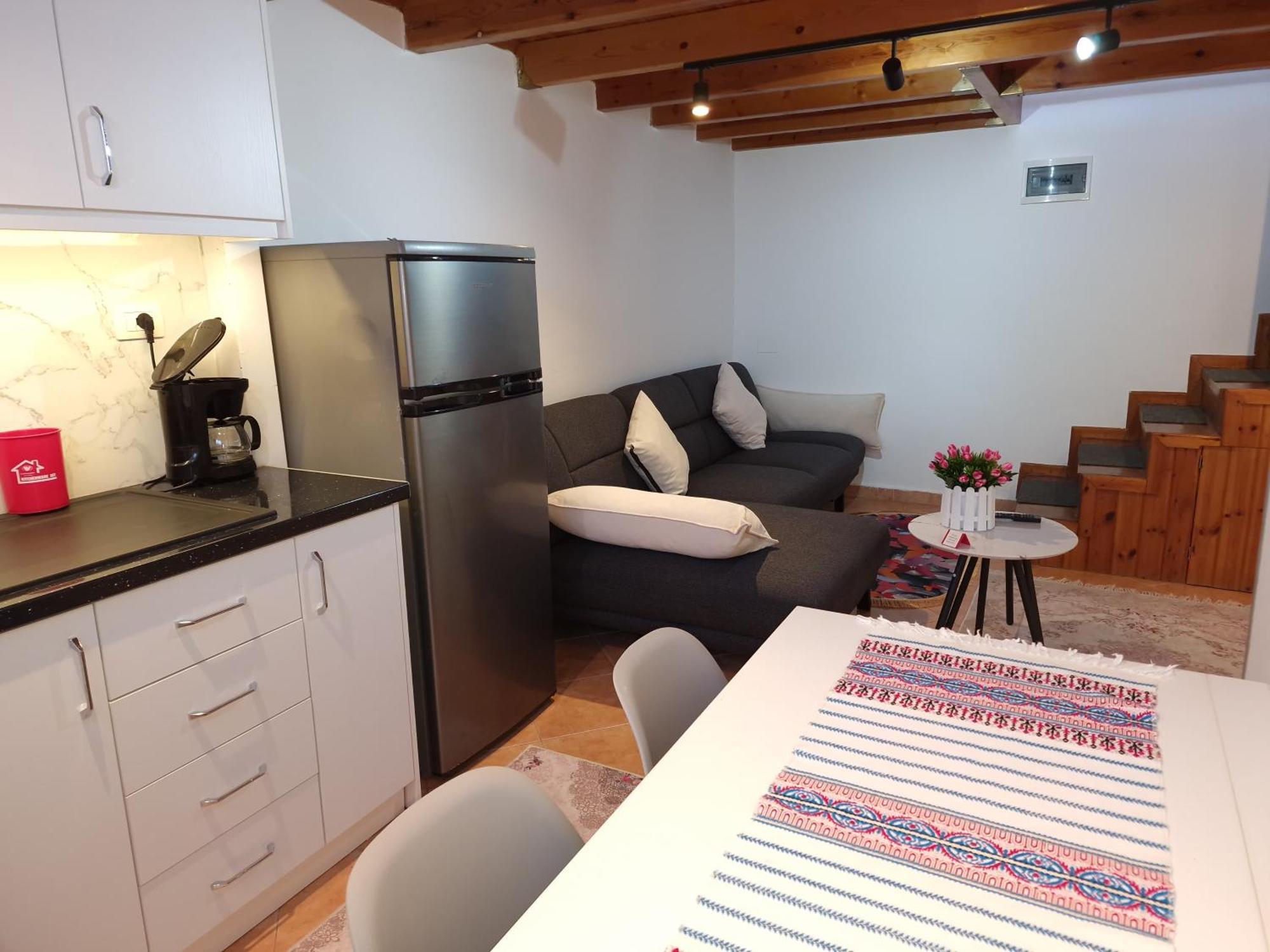 Apartment Antigona Gjirokaster Bagian luar foto
