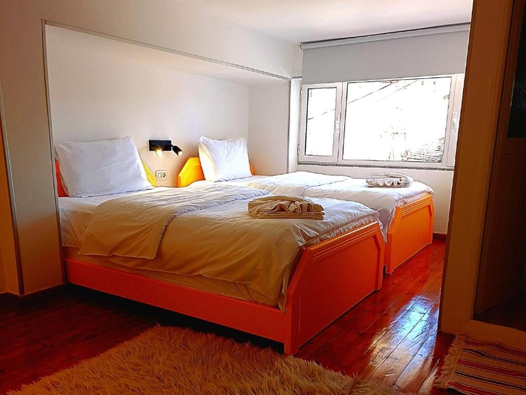 Apartment Antigona Gjirokaster Bagian luar foto